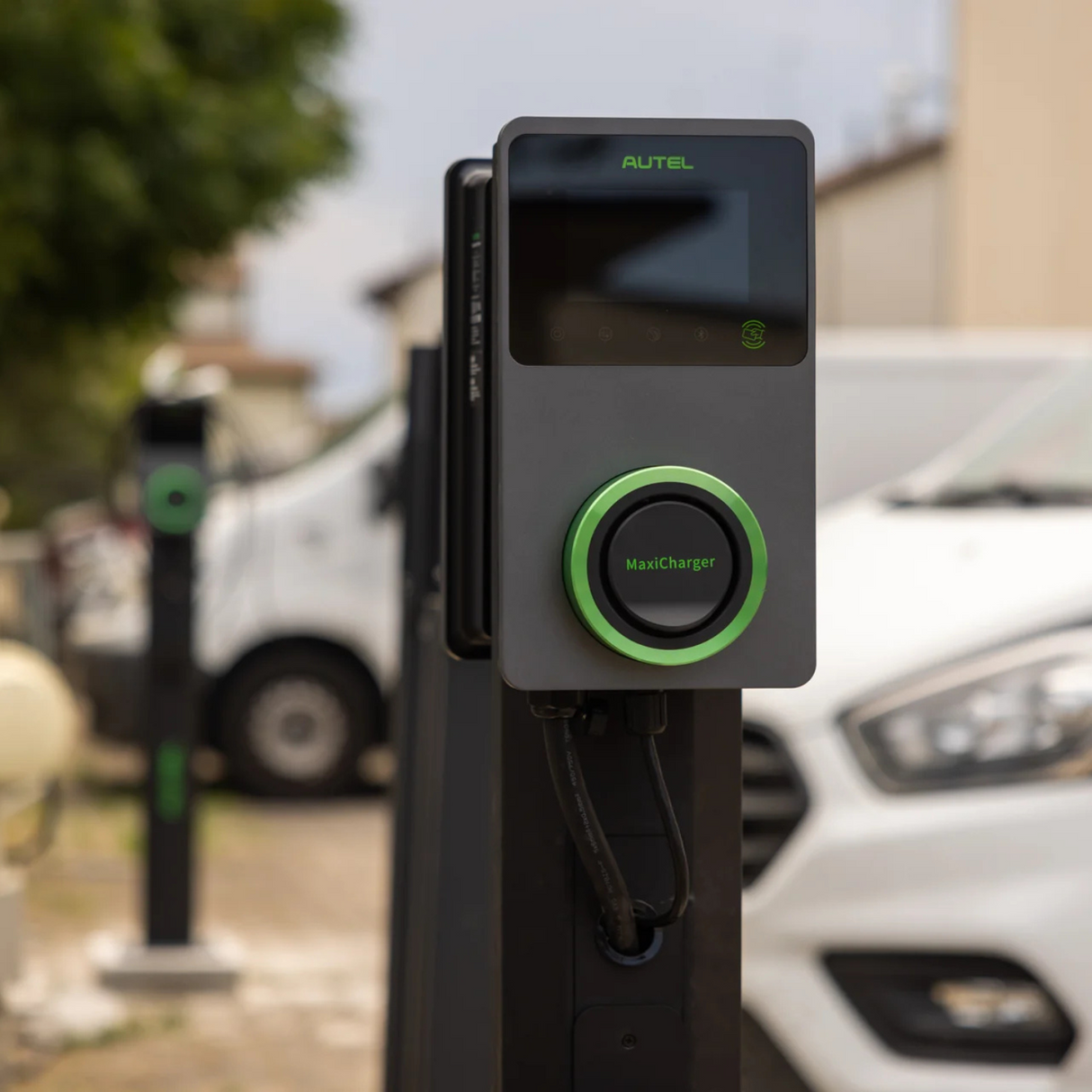 #Autel Maxicharger 22kW sokkel 4G 3F/32A - Mørkegrå